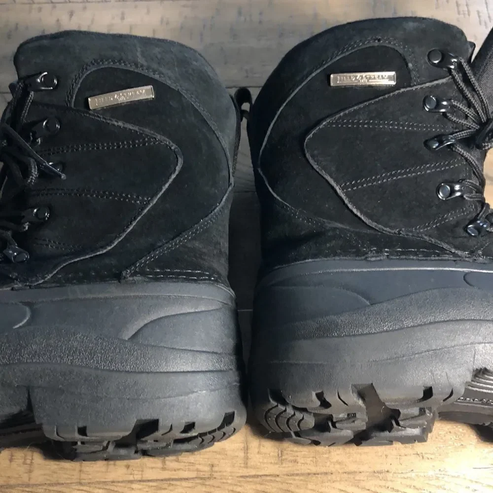 NWOT Field & Stream All Season Water Resistant Outdoor Work & Sports Boots 🥾